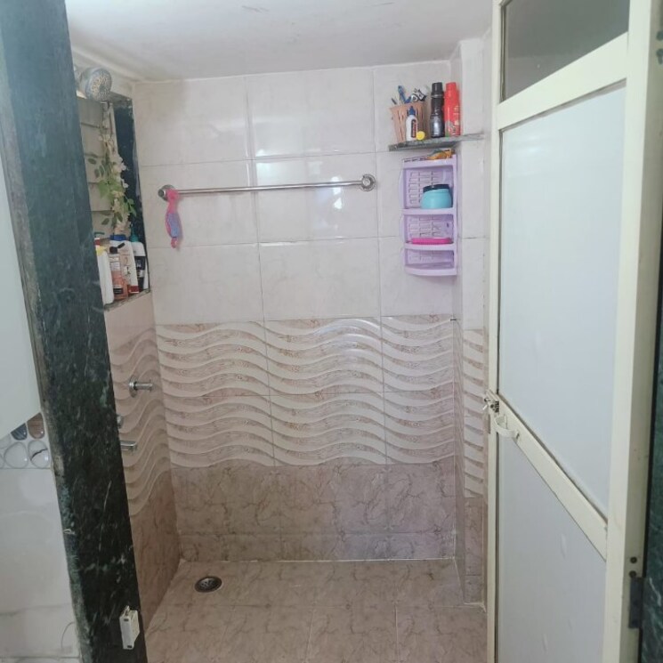 Bathroom, shubh-shreeji-garden 1.5 Bedroom 670 Sq.Ft. Apartment In Badlapur West Thane 8593914