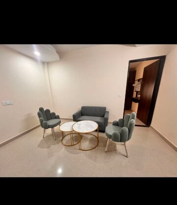 2 BHK Builder Floor For Rent in SAS Tower, Sector 38