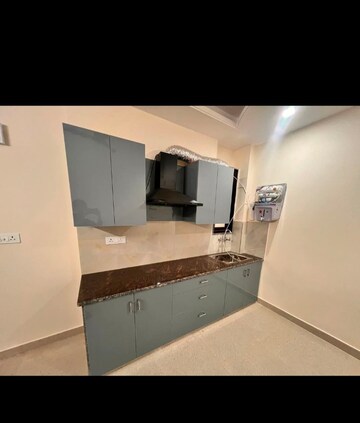 Master Bedroom in 2 BHK Builder Floor at SAS Tower, Sector 38 – for Rent