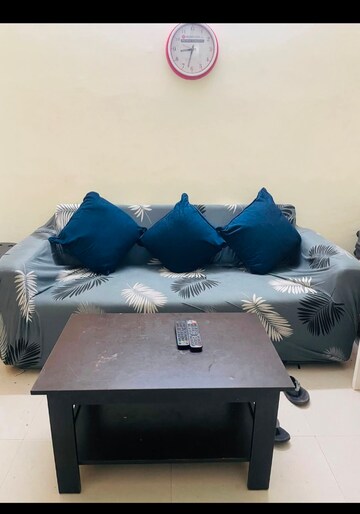 Master Bedroom in 2 BHK Builder Floor at RWA Residential Society Sector 46, Sector 46 – for Rent
