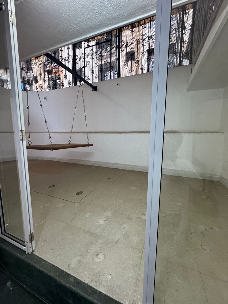 Balcony, flooring-house 4 Bedroom 1600 Sq.Ft. Villa In Wagle Industrial Estate Thane 8593989