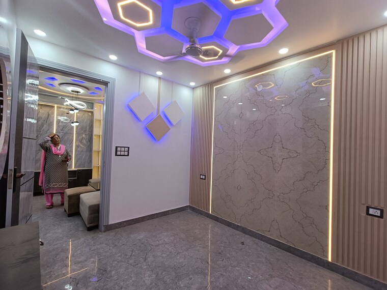 Master Bedroom, uttam nagar west 3 Bedroom 80 Sq.Yd. Builder Floor In Uttam Nagar West Delhi 8594027