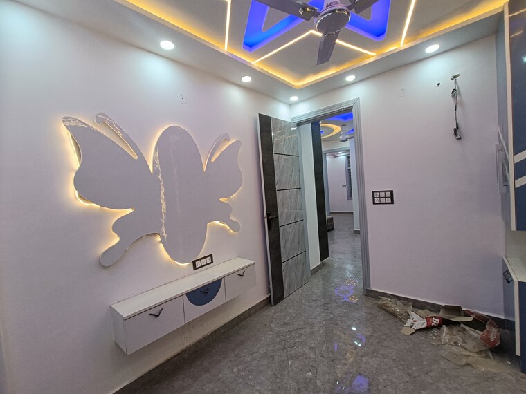 Kitchen, uttam nagar west 3 Bedroom 80 Sq.Yd. Builder Floor In Uttam Nagar West Delhi 8594027