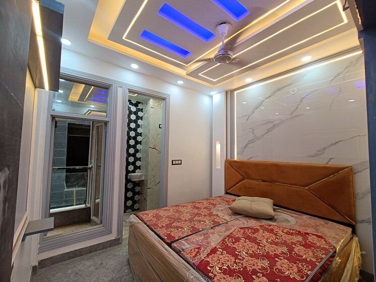 Bedroom, uttam nagar west 3 Bedroom 80 Sq.Yd. Builder Floor In Uttam Nagar West Delhi 8594027