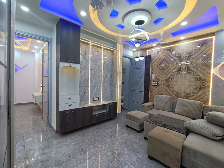 Living Room, uttam nagar west 3 Bedroom 80 Sq.Yd. Builder Floor In Uttam Nagar West Delhi 8594027