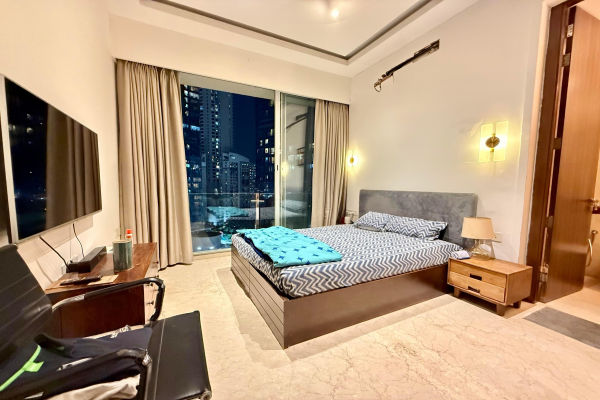 4 BHK + Servant Room,Study Room Apartment For Sale in Runwals The Reserve