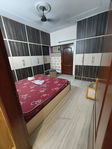 Kitchen in 2 BHK Builder Floor at Sector 54 – for Rent