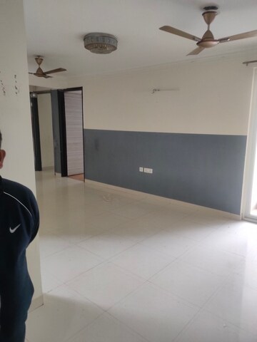 Room in 3 BHK Apartment at Paradigm Business Hermitage Park, Dhakoli – for Rent