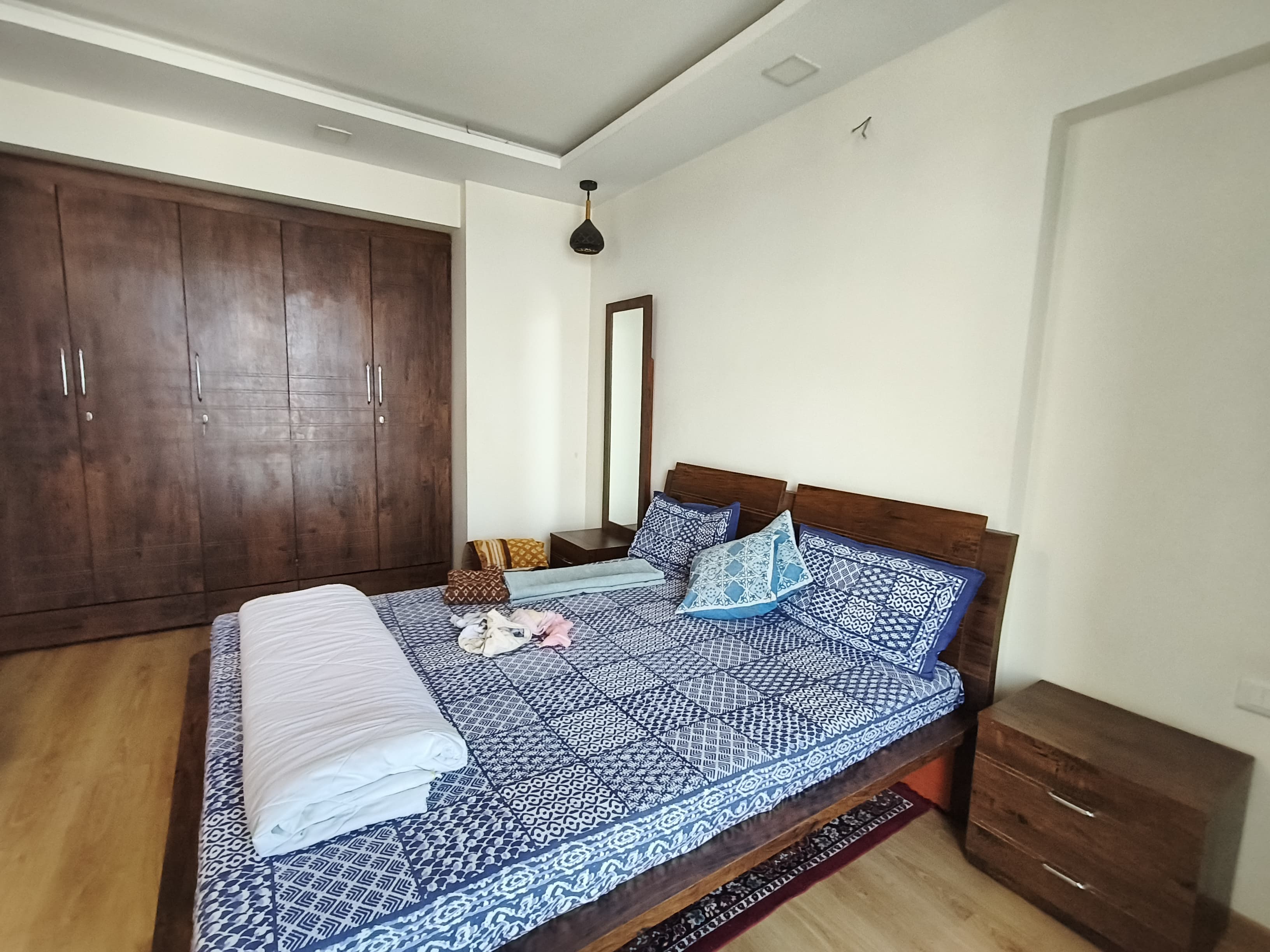 2 BHK + Extra Room Apartment For Rent in Vihang Garden