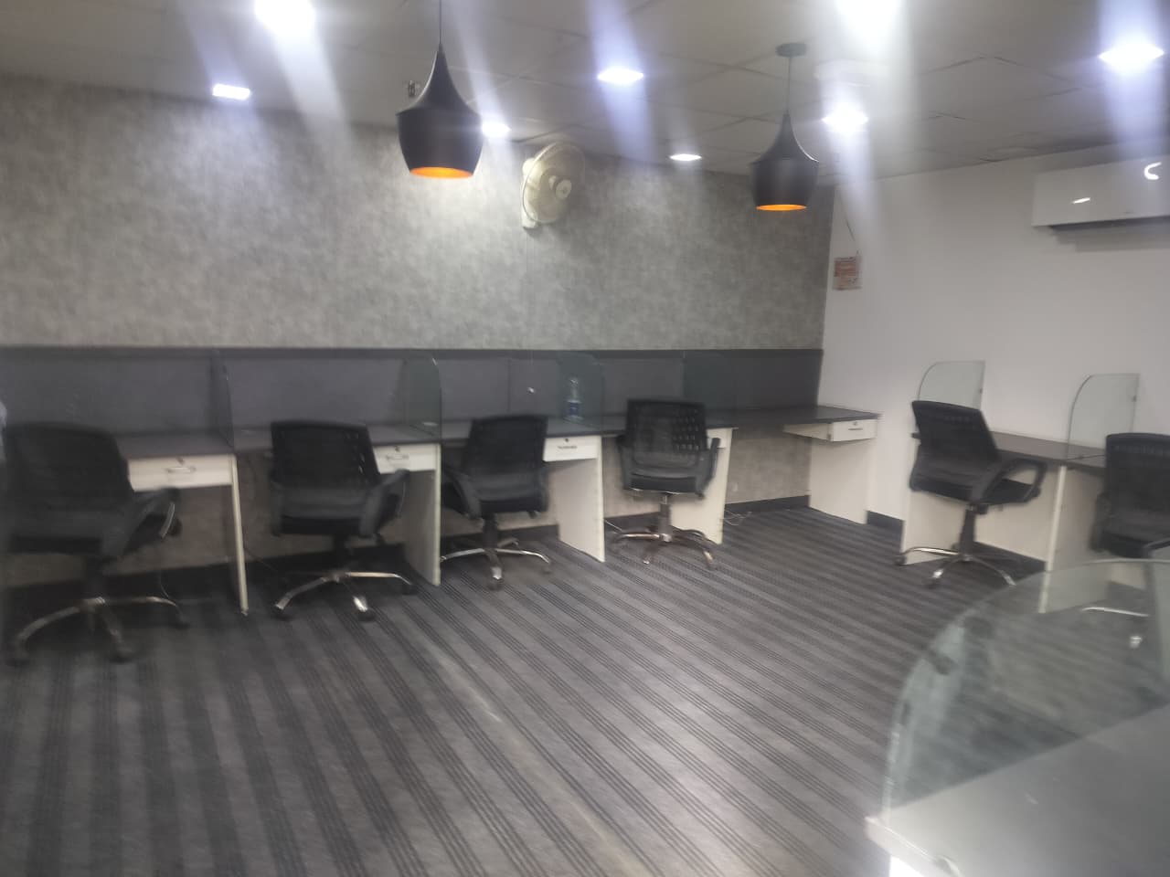 Office Space For Rent in Office Space