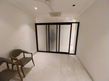 Room in 4 BHK Apartment at Indiabulls Sky, Lower Parel – for Sale