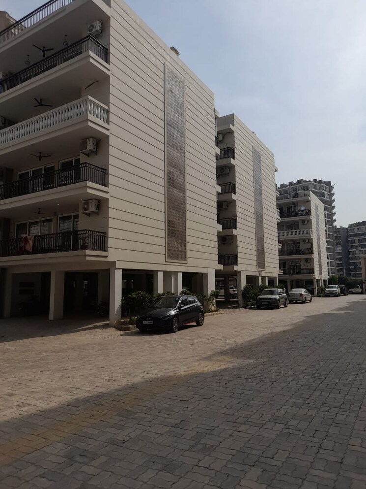 Exterior View, skylar-homes 3 Bedroom 1900 Sq.Ft. Apartment In Patiala Road Zirakpur 8594089