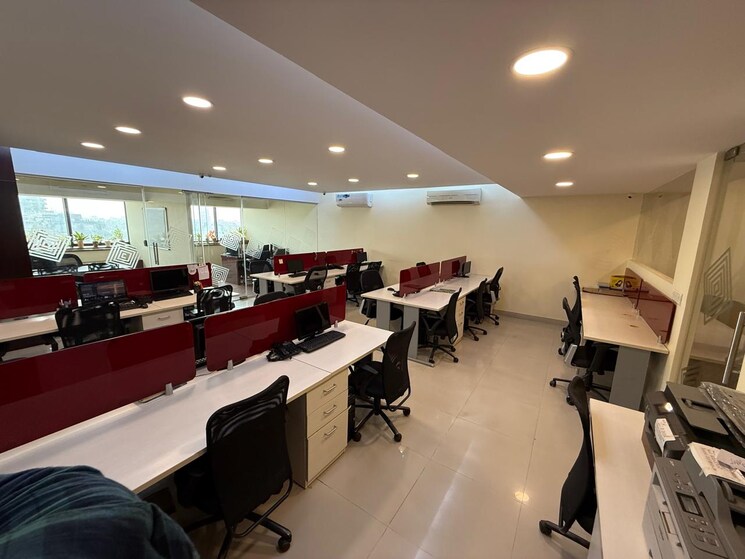 Team Area, andheri west Commercial Office Space 1600 Sq.Ft. In Andheri West Mumbai 8594096