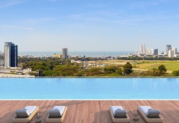 Swimming Pool in 4 BHK Apartment at K Raheja Modern Vivarea, Mahalaxmi – for Sale