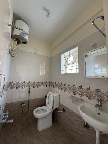 Bathroom in 1 BHK Builder Floor at Hsr Layout – for Rent