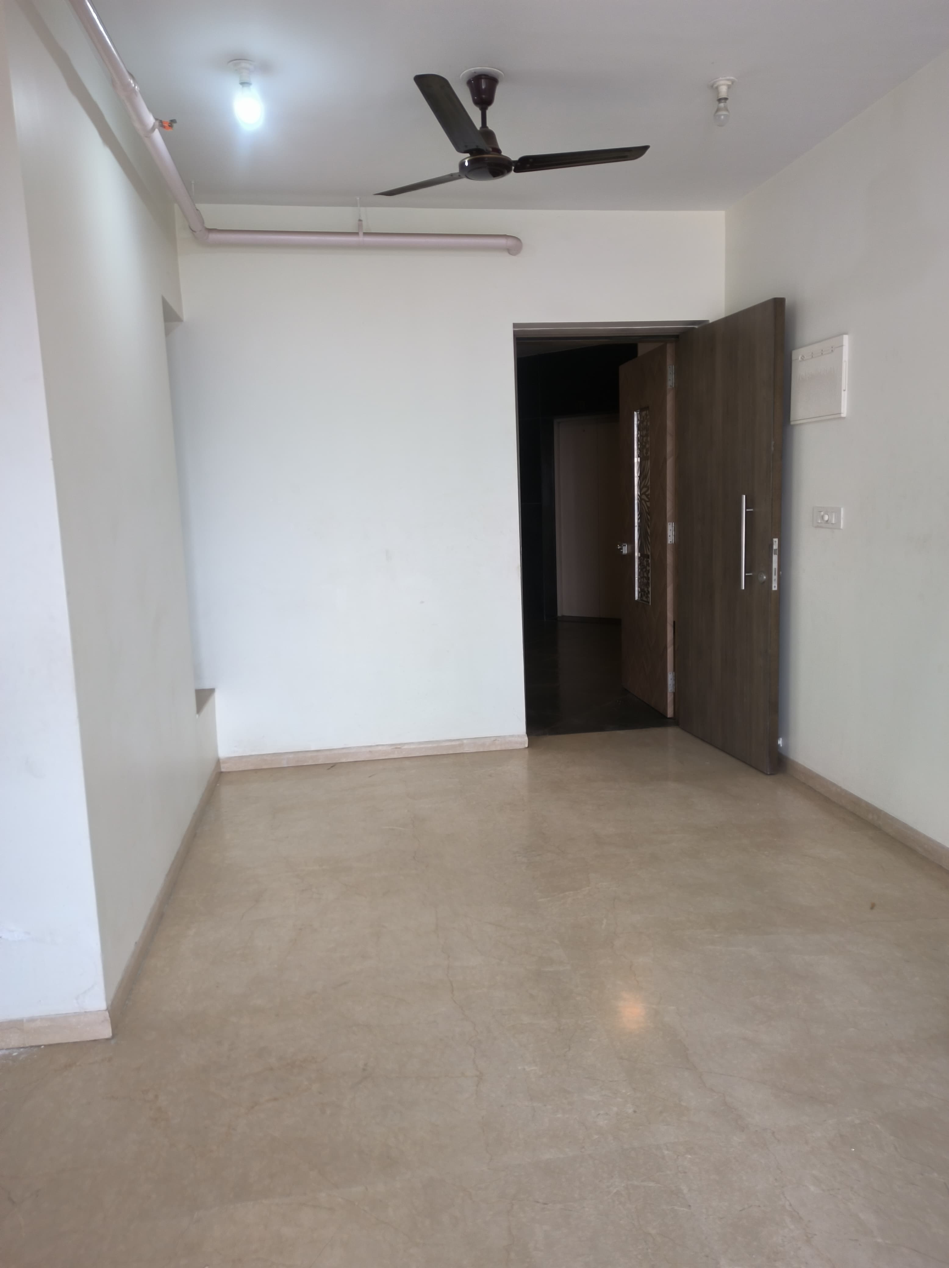 2 BHK + Pooja Room,Extra Room Apartment For Rent in Kalpataru Paramount