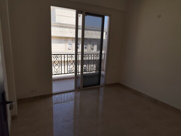 Room in 3 BHK Builder Floor at Signature Global Park, Sohna Sector 36 – for Rent