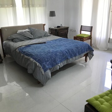 Bedroom in 3 BHK Apartment at Jubilee Hills – for Rent