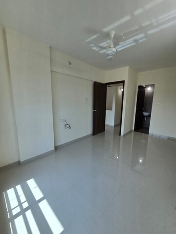 Room in 2 BHK Apartment at Royal Garden Tilak Nagar, Tilak Nagar – for Rent
