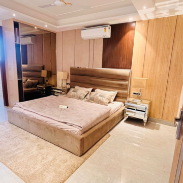 Bedroom in 4 BHK Builder Floor at Ansal API Esencia, Sector 67 – for Sale