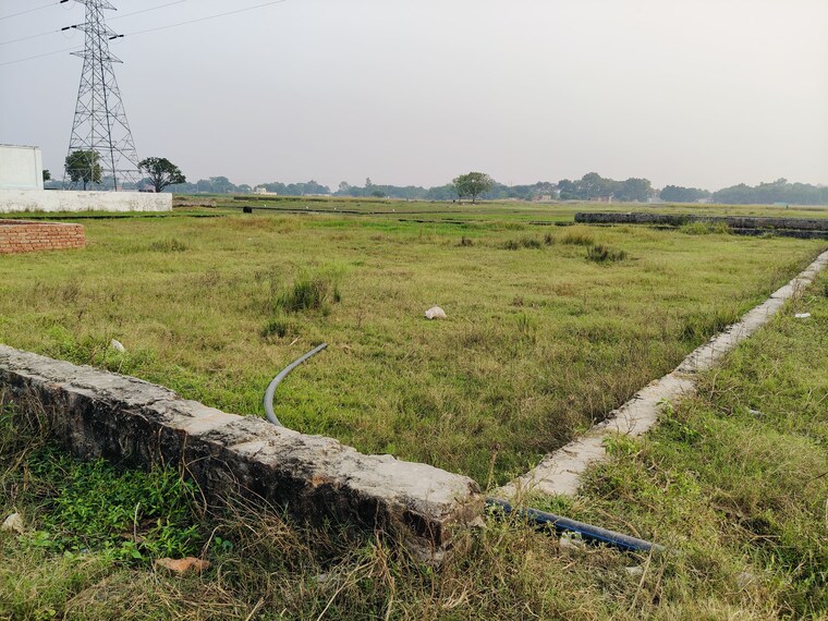 undefined, babatpur  2000 Sq.Ft. Plot In Babatpur Varanasi 8594271