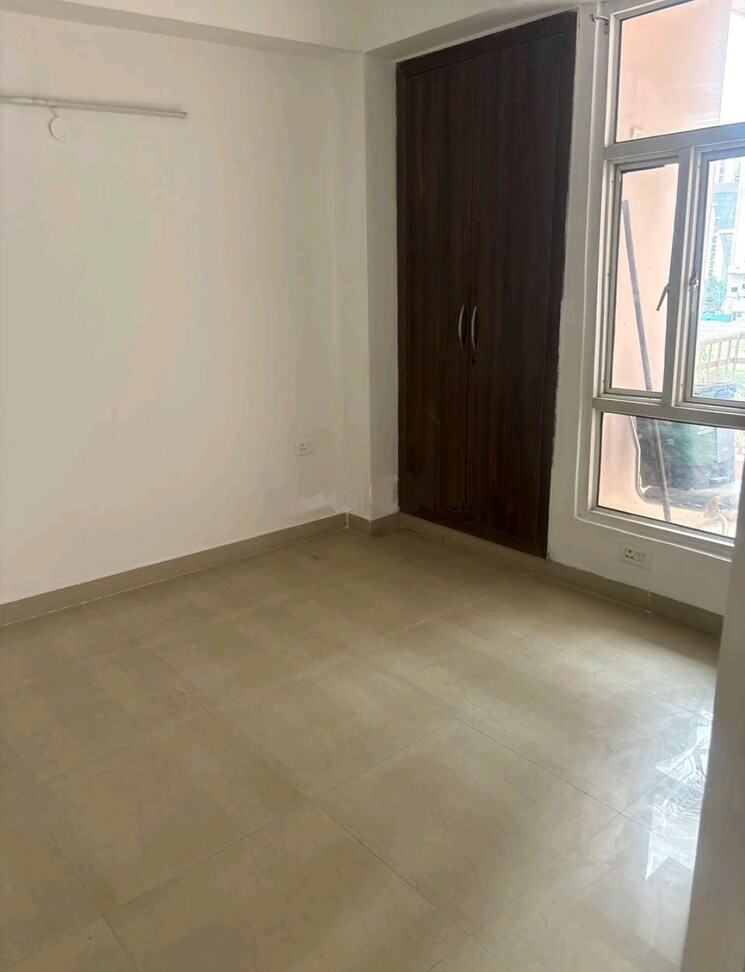 Room, supertech-cape-town 3 Bedroom 1505 Sq.Ft. Apartment In Sector 74 Noida 8594283