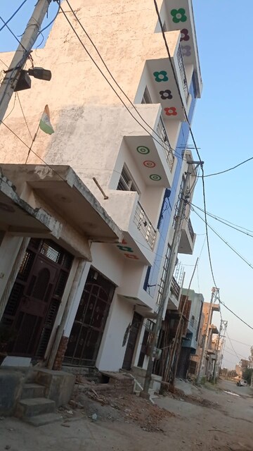  Plot For Sale in GNDA Flats, Zeta I Greater Noida