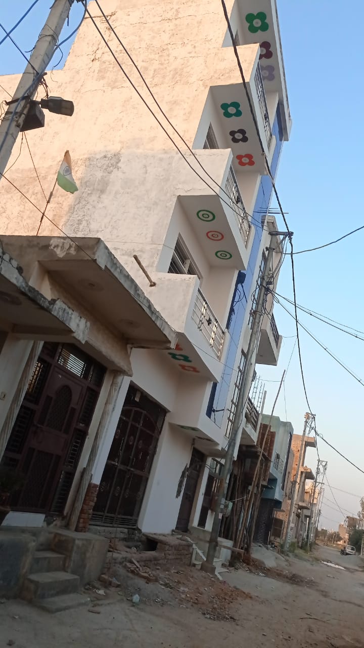 Plot For Sale in GNDA Flats