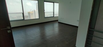Room in 3 BHK Apartment at Peninsula Salsette 27, Byculla – for Sale