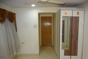Furnished Amenities in 3 BHK Apartment at Shivam Shankaram Residency, Chembur – for Rent