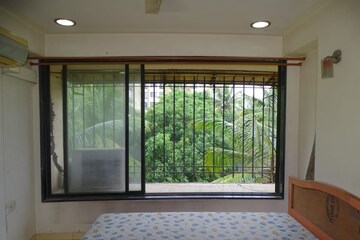 Room in 3 BHK Apartment at Shivam Shankaram Residency, Chembur – for Rent