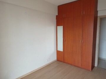 Room in 2 BHK Builder Floor at Vatika INXT Emilia floors, Sector 82 – for Rent