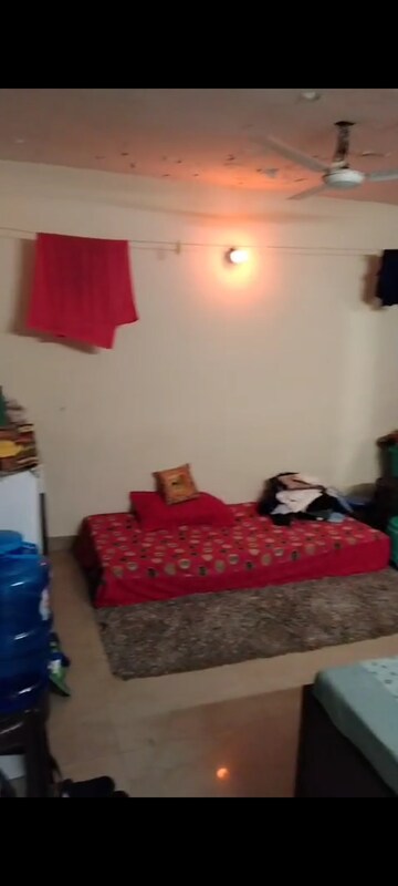 2 BHK Apartment For Rent in Nithari