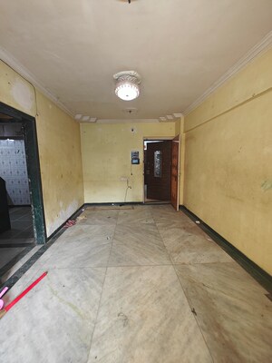 Room in 1 BHK Apartment at Shreeji seva chs, Seawoods Sector 42 – for Sale
