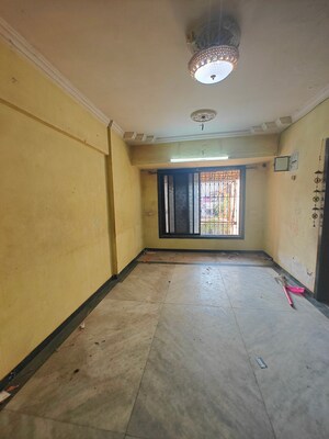 Room in 1 BHK Apartment at Shreeji seva chs, Seawoods Sector 42 – for Sale