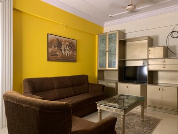 Master Bedroom in 2 BHK Apartment at Andheri CHS, Andheri West – for Rent