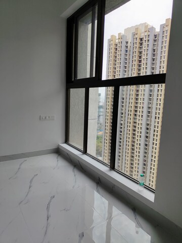 Room in 2 BHK Apartment at Raymond Ten X Vibes, J K Gram – for Rent