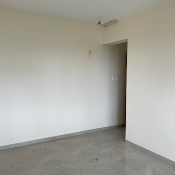 Room in 2 BHK Apartment at Laxmi Royal Classic, Jai Shastri Nagar – for Rent