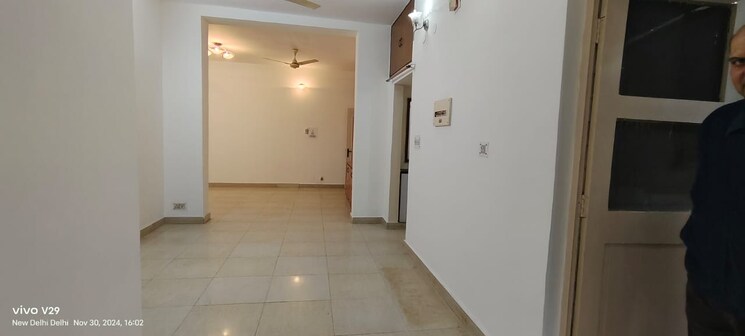 Room, rwa-jasola-sector-8-sfs-flat 3 Bedroom 1200 Sq.Ft. Apartment In Jasola Delhi 8594464