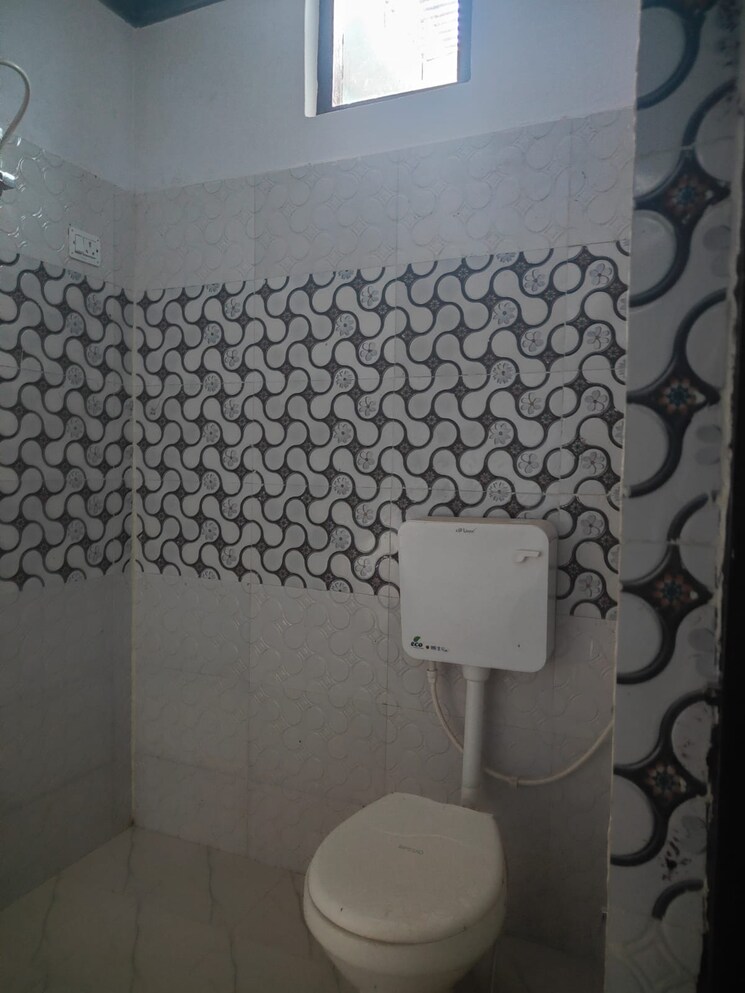 Bathroom, jankipuram 3 Bedroom 1500 Sq.Ft. Independent House In Jankipuram Lucknow 8594536