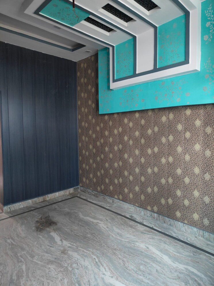 Balcony, jankipuram 3 Bedroom 1500 Sq.Ft. Independent House In Jankipuram Lucknow 8594536