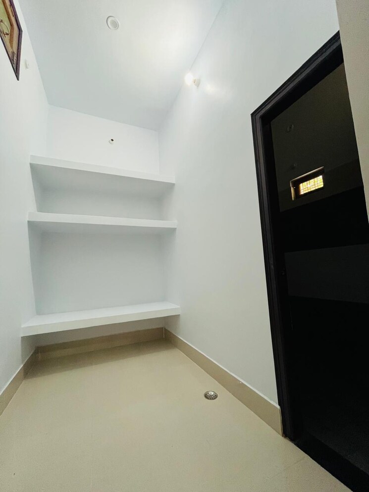 undefined, jankipuram 4 Bedroom 2000 Sq.Ft. Apartment In Jankipuram Lucknow 8594538