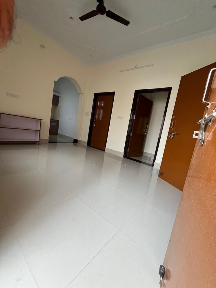 undefined, jankipuram 4 Bedroom 2000 Sq.Ft. Apartment In Jankipuram Lucknow 8594538