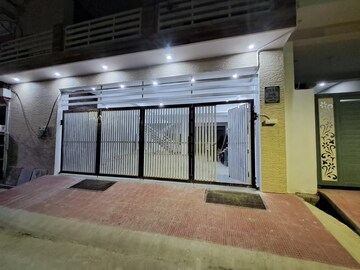 Room in 3 BHK Independent House at Indira Nagar – for Rent