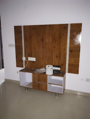 Furnished Amenities in 2 BHK Apartment at Jankipuram – for Rent