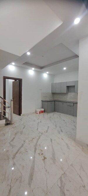 Room in 3 BHK Villa at Vaidpura – for Sale