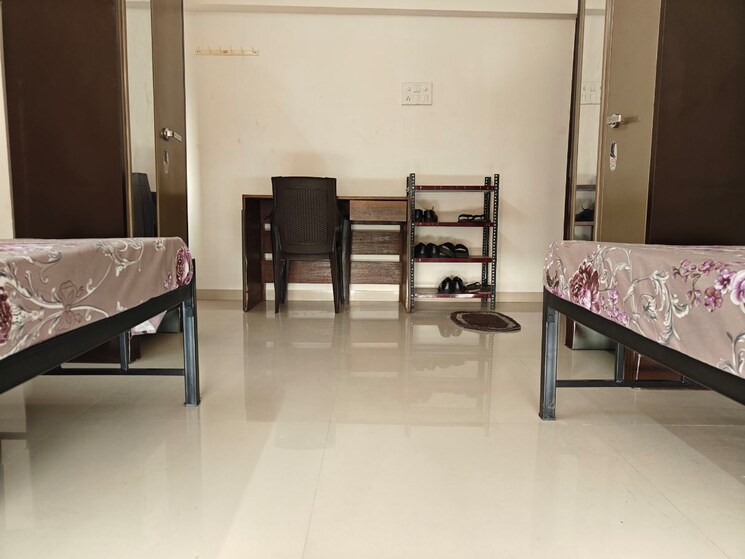 Room, goregaon east Pg For Boys & Girls In Goregaon East 8594603