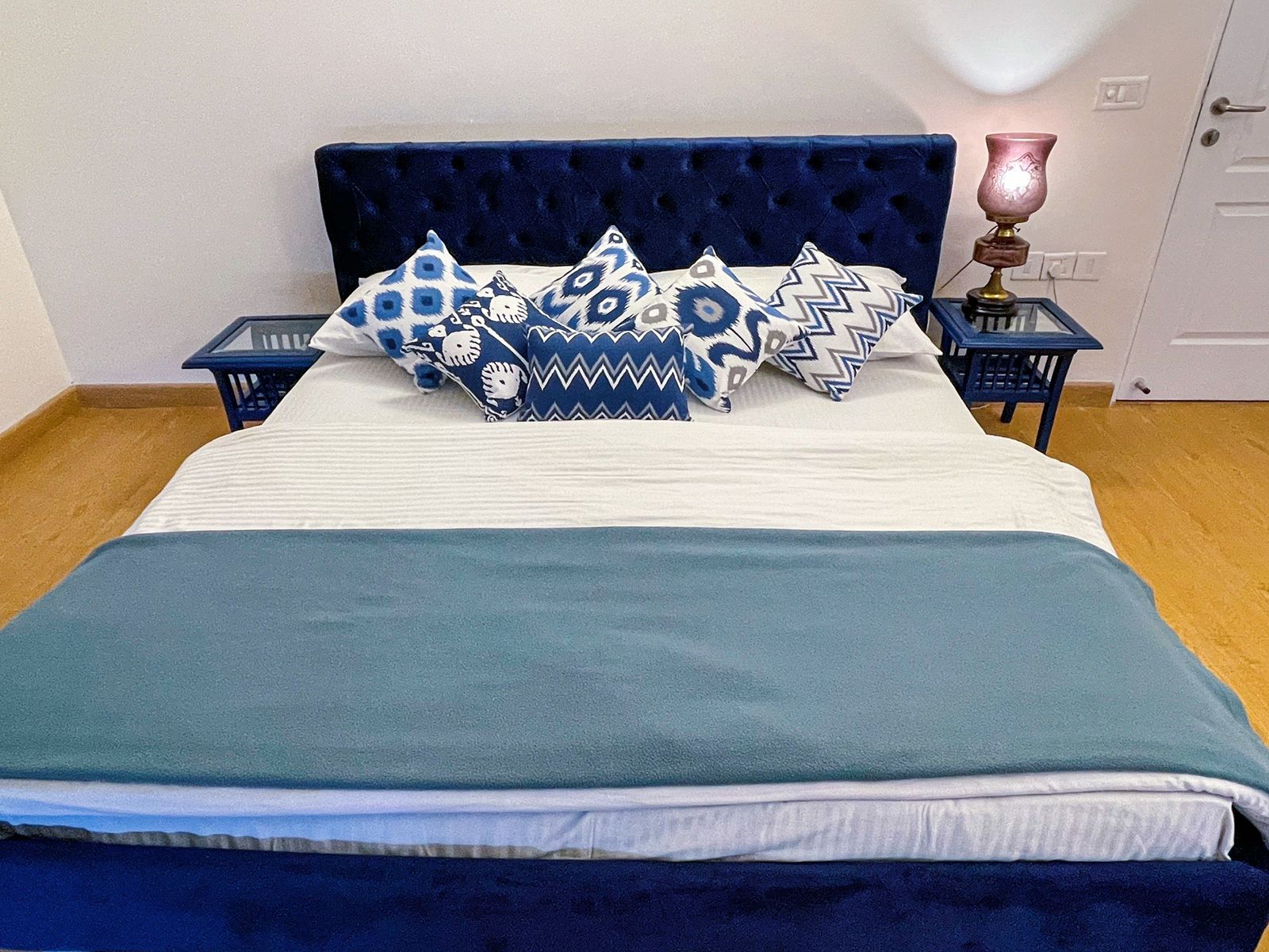 4 BHK + Servant Room Apartment For Rent in Jaypee Greens Kalypso Court