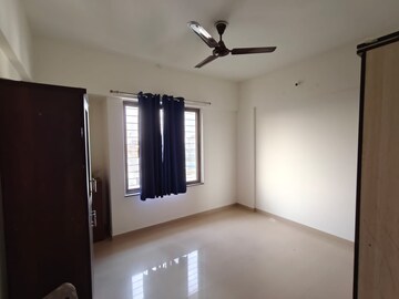 Room in 2 BHK Apartment at Sarathi Souvenir, Baner – for Rent