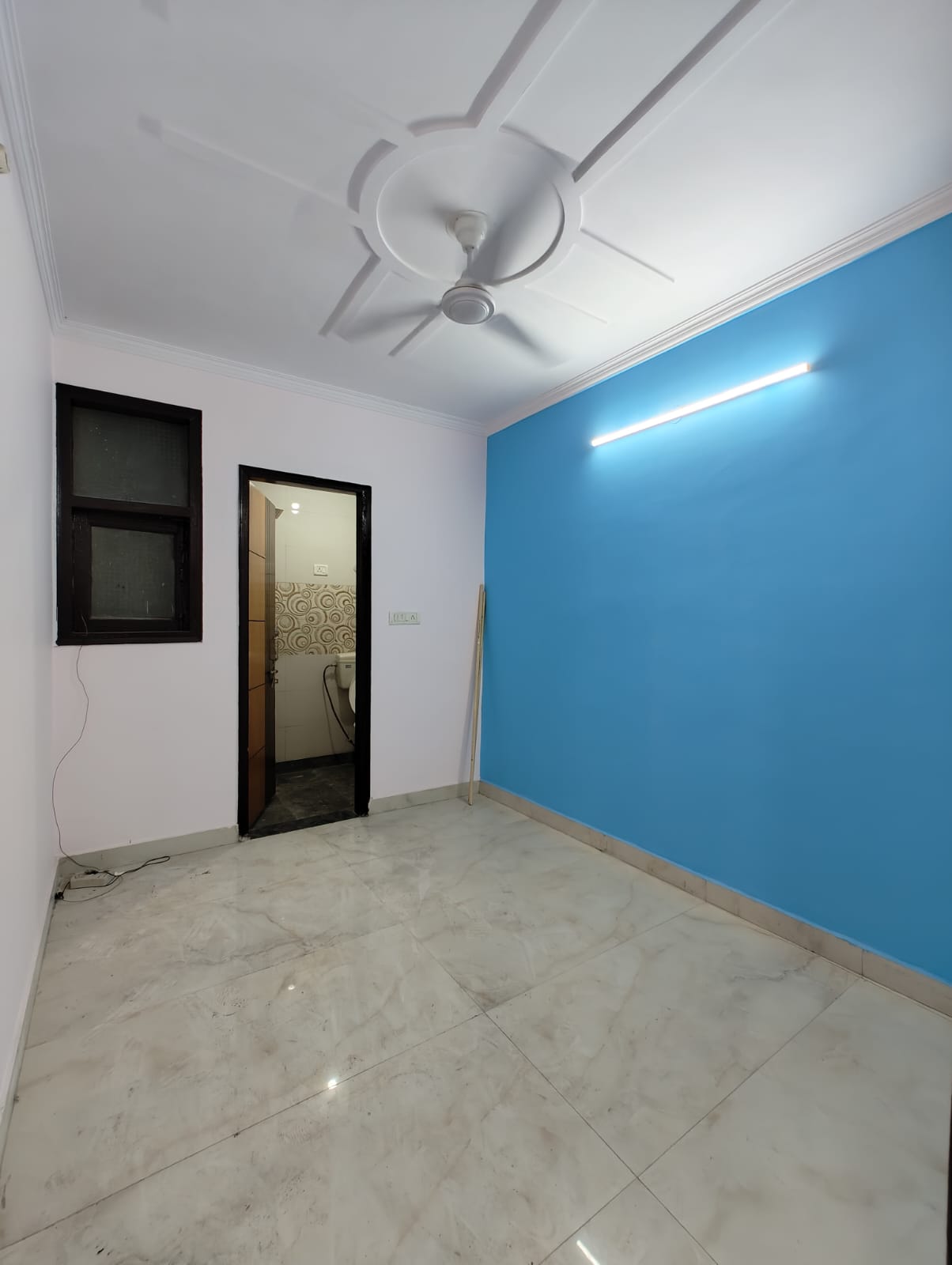 2 BHK + Servant Room Builder Floor For Sale in Govindpuri